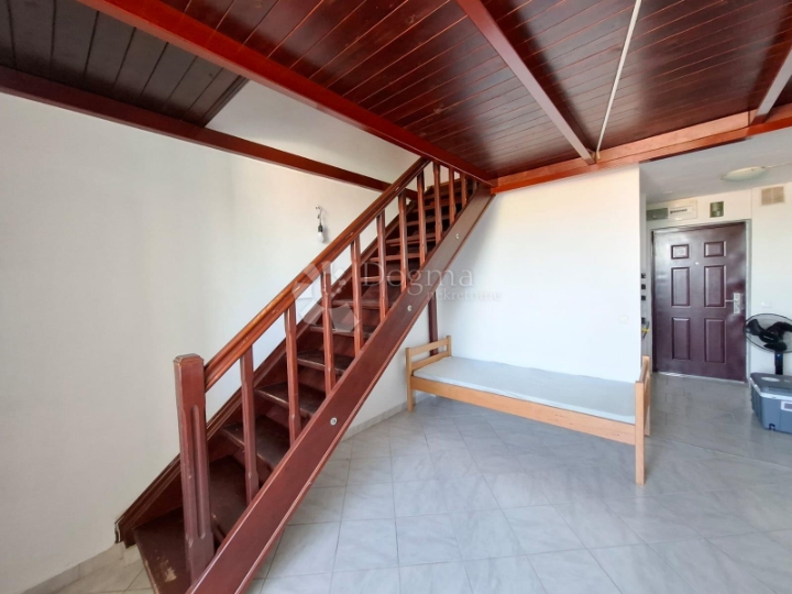 Poreč (okolica) - Stan 300m od mora, pogled more