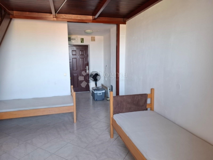 Poreč (okolica) - Stan 300m od mora, pogled more