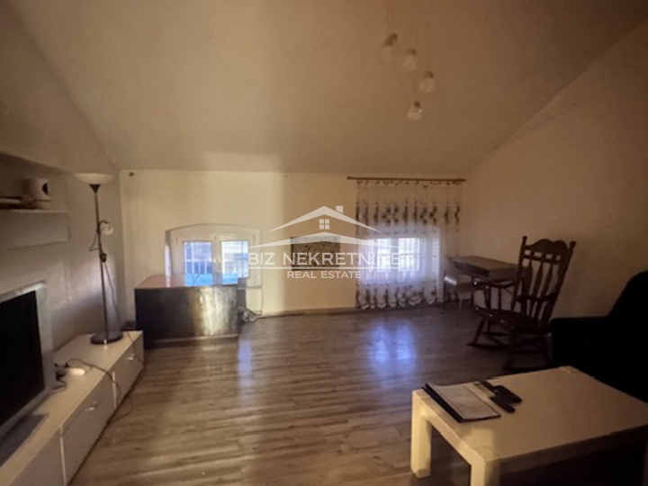 Rijeka (Mlaka) stan 65 m2, 2S+DB