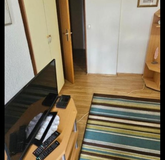 Iznajmljujem stan u Malinskoj