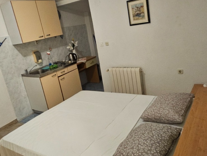 Iznajmljujem stan u Malinskoj