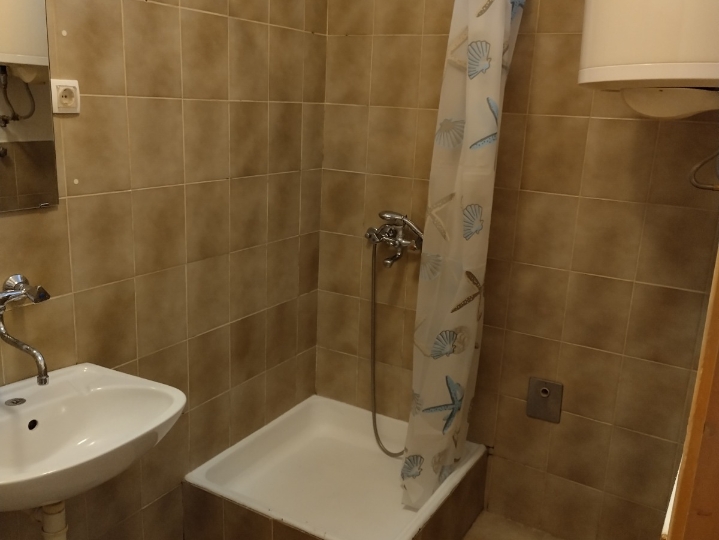 Rijeka, Kozala, blizina Guvernerove