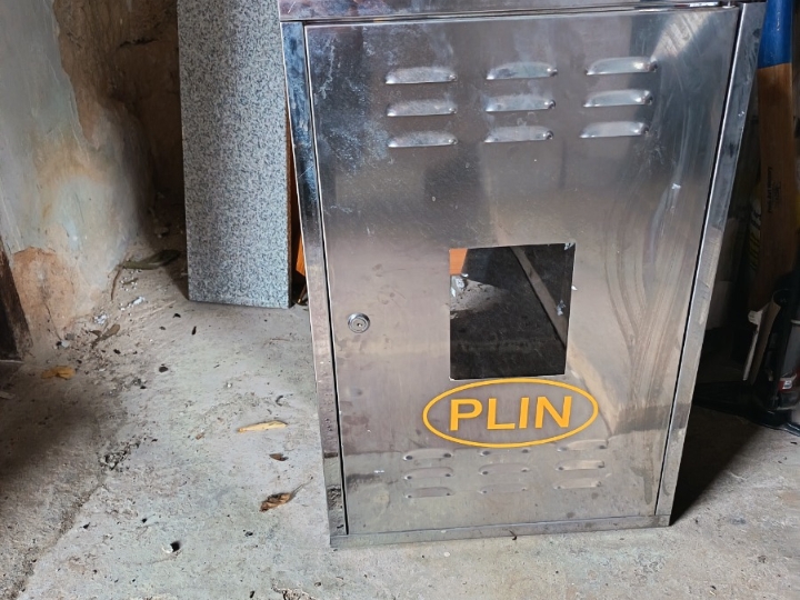 Plinski bojler, ormarić za plin...