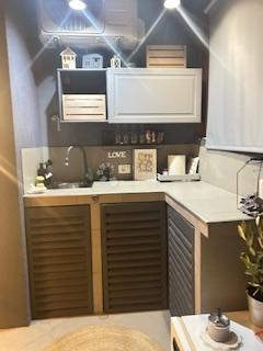 Moderna etaža na Drenovi