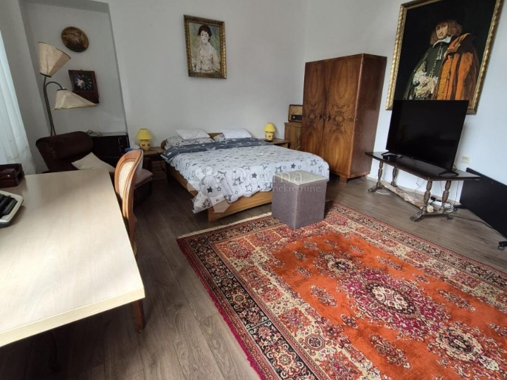 Vintage stan na Belvederu, 66m2