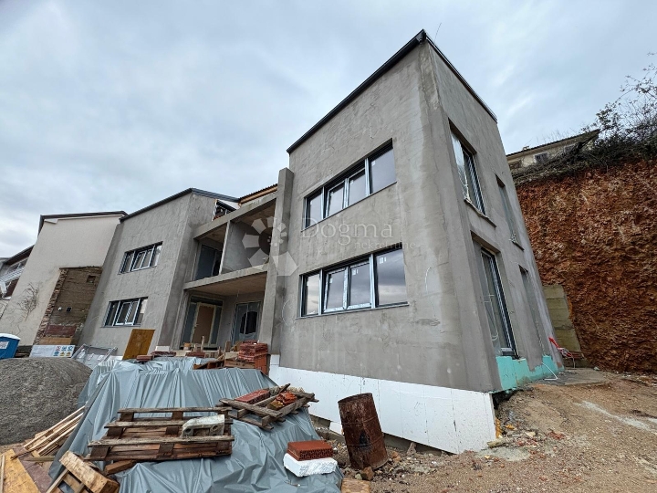 Vrbnik – novogradnja s panoramskim pogledom na more
