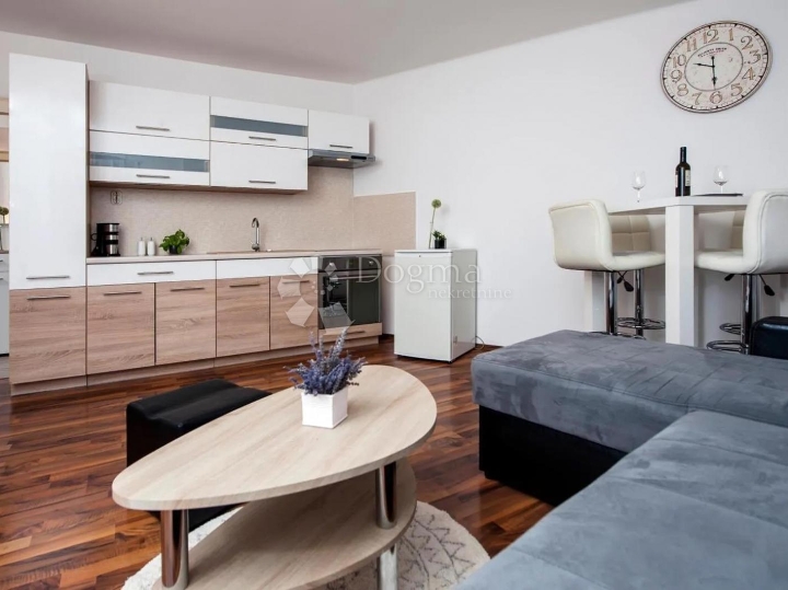 Rovinj – odličan uhodan apartman na prvom katu