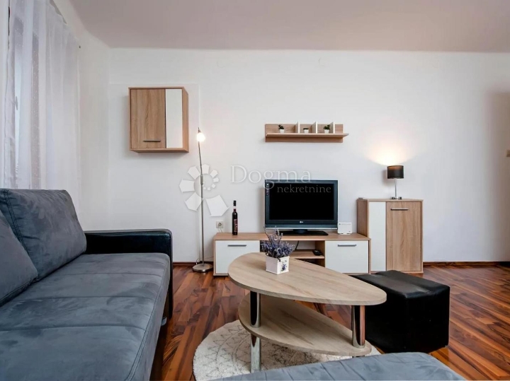 Rovinj – odličan uhodan apartman na prvom katu