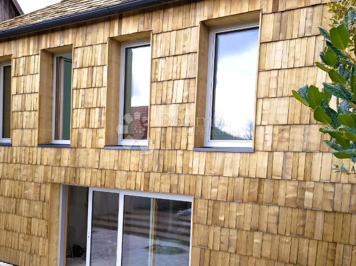 Ravna Gora, top novogradnja