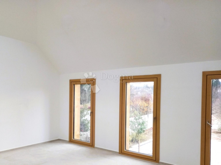 Ravna Gora, top novogradnja