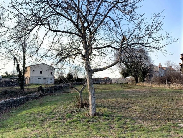 Krnica – prekrasna parcela s otvorenim pogledom