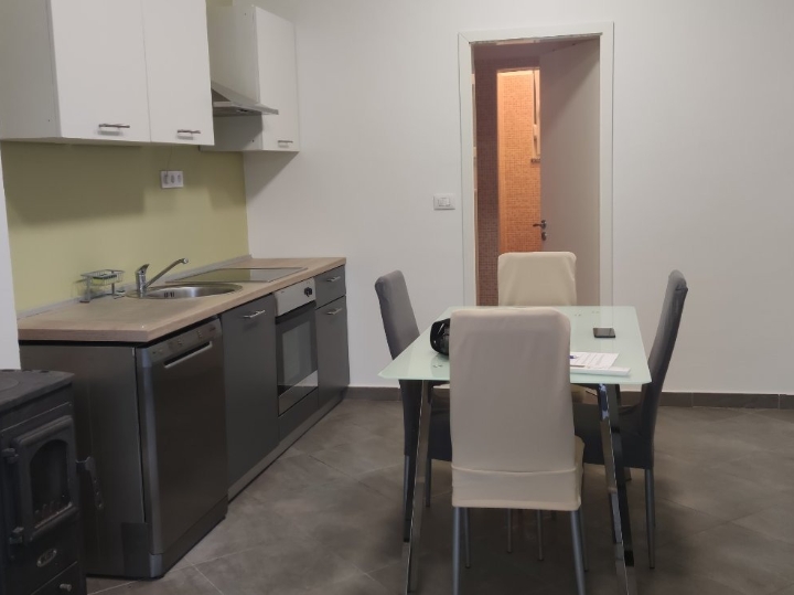 Iznajmljujem jednosoban stan