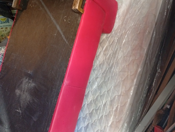 Madrac novi 200 x 160 cm