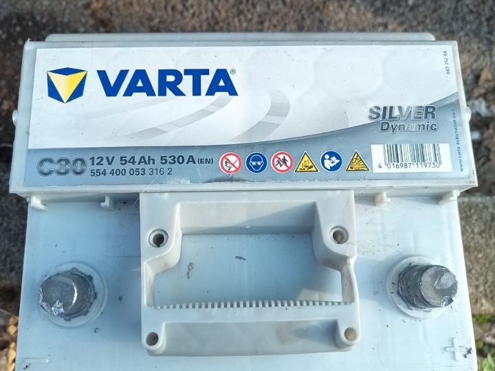 Akumulator Varta 54Ah