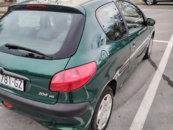 Peugeot 206. 2.0 Hdi