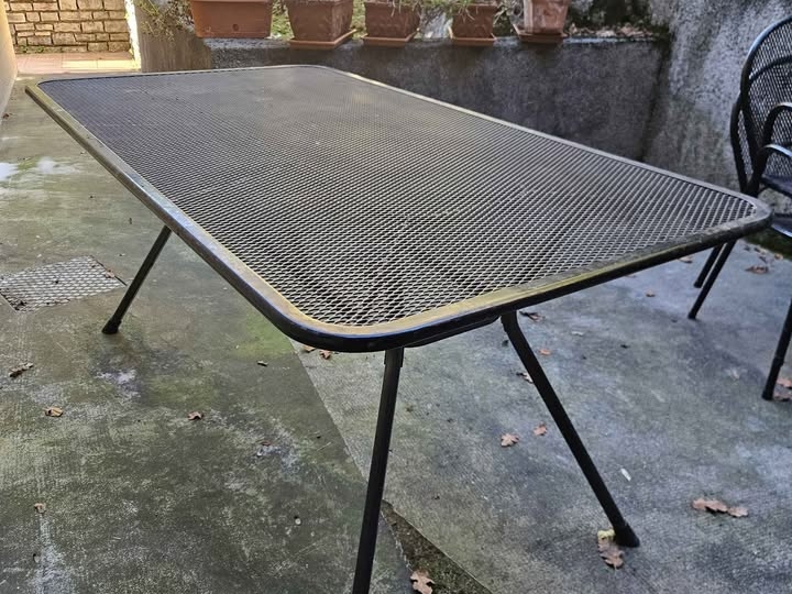 Aluminijski stol za terasu ili vrt