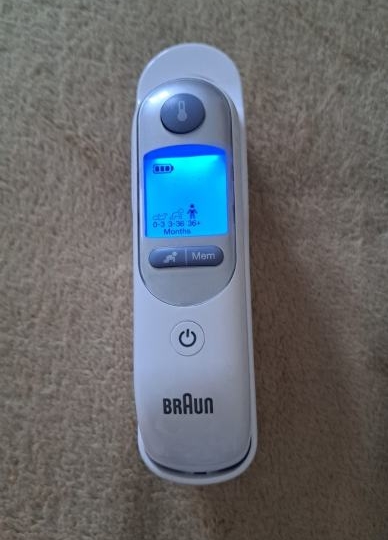 Ušni infracrveni toplomjer