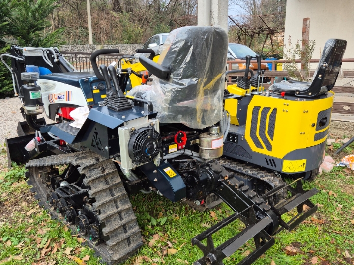 Najam mini bagera i traktora