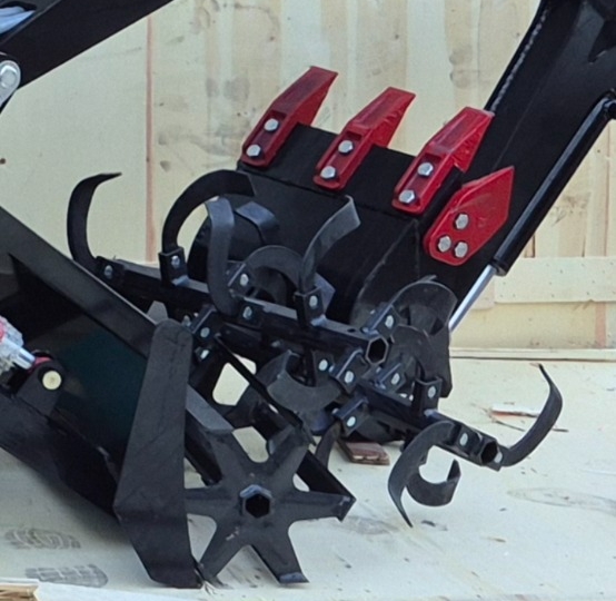 Najam mini bagera i traktora