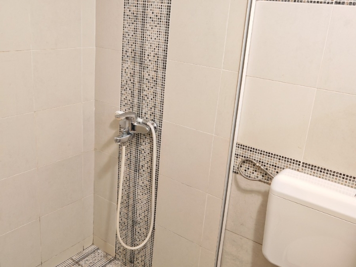 Odličan stan na Pećinama