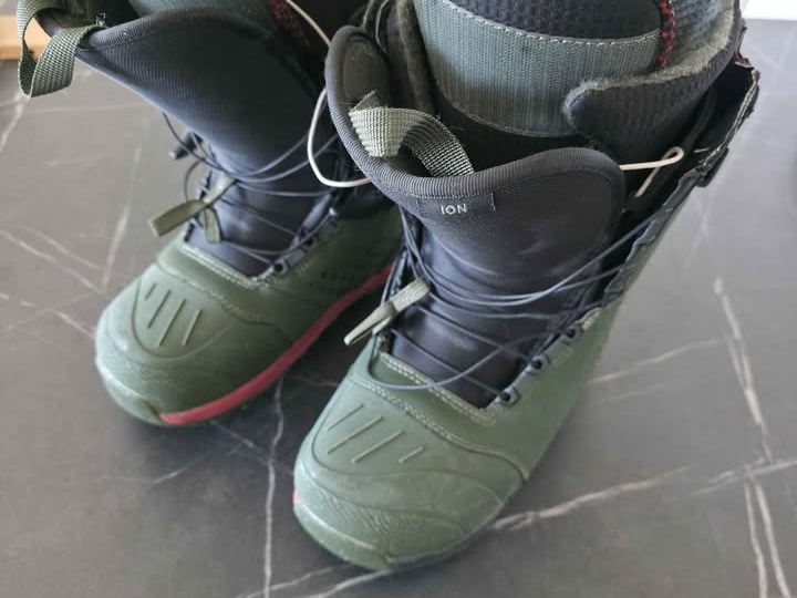 Burton Ion Life buce