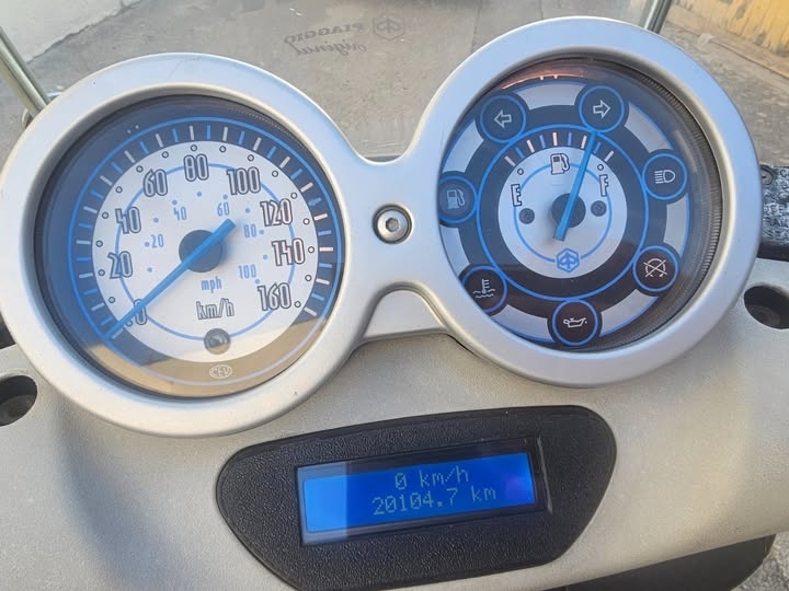 2003 Piaggio Beverly 200