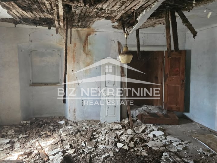 Kostrena - kuća za totalnu adaptaciju