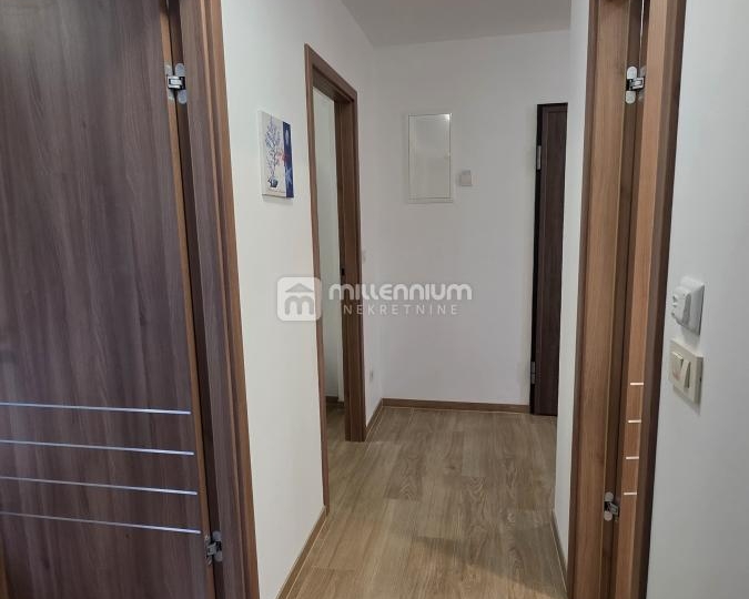 Kostrena, 118m2, 3S+DB s balkonom i terasom