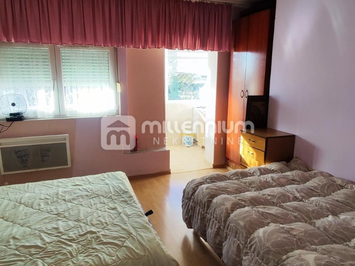 Crikvenica, 33.55m2 s terasom, 100m od mora