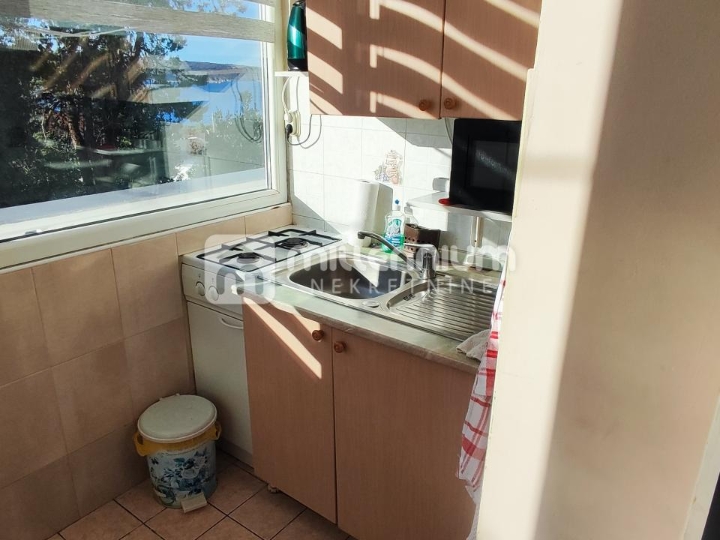 Crikvenica, 33.55m2 s terasom, 100m od mora