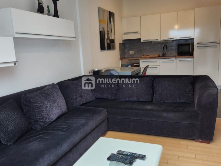 Rijeka, Centar, 2S+DB, novija zgrada s liftom i garažnim mjestom