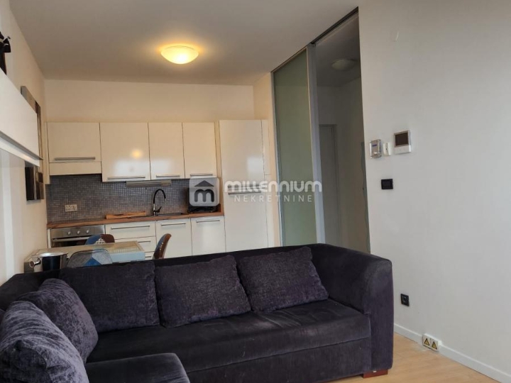 Rijeka, Centar, 2S+DB, novija zgrada s liftom i garažnim mjestom