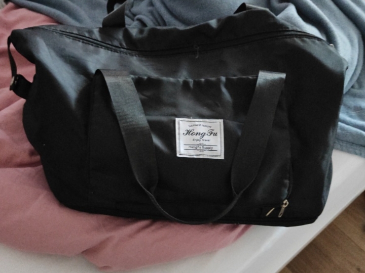 Putna torba ili za trening nova