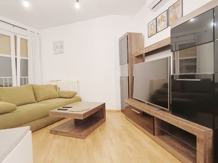 Podmurvice, 33 m2, 1S+DB, namješten