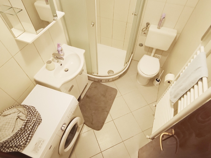 Podmurvice, 33 m2, 1S+DB, namješten