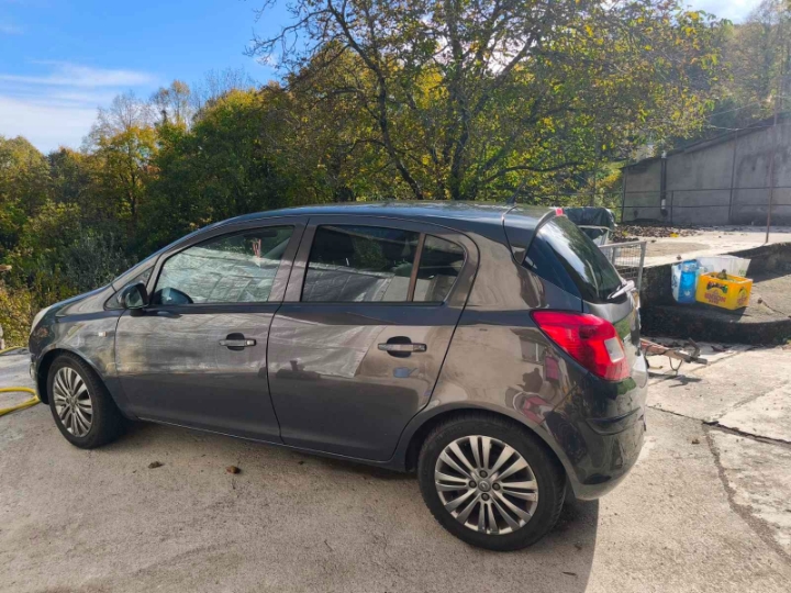 Opel Corsa 1.2 16V LPG