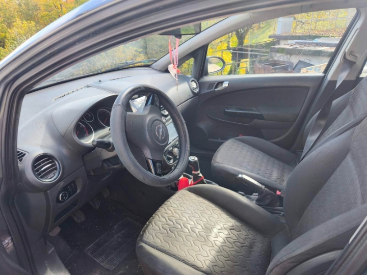 Opel Corsa 1.2 16V LPG