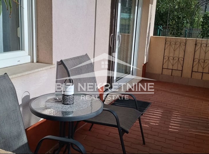 Srdoči - stan 1S+DB, 56 m2