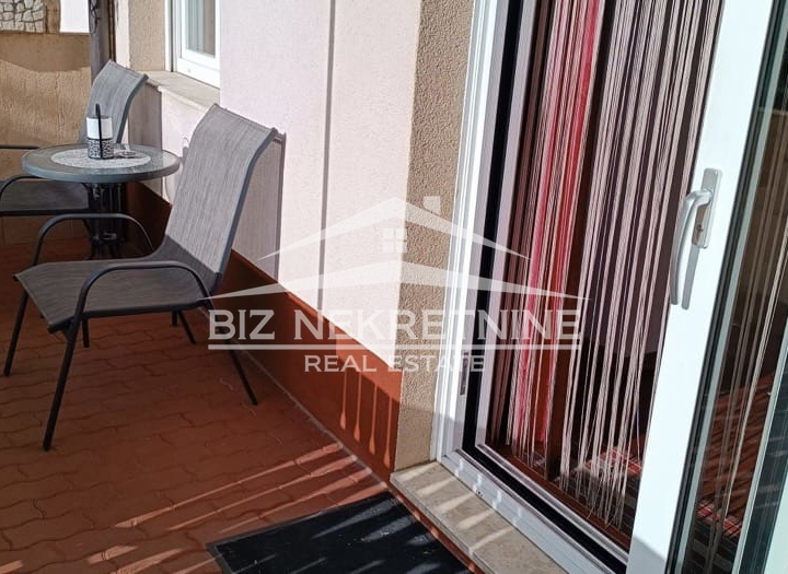 Srdoči - stan 1S+DB, 56 m2