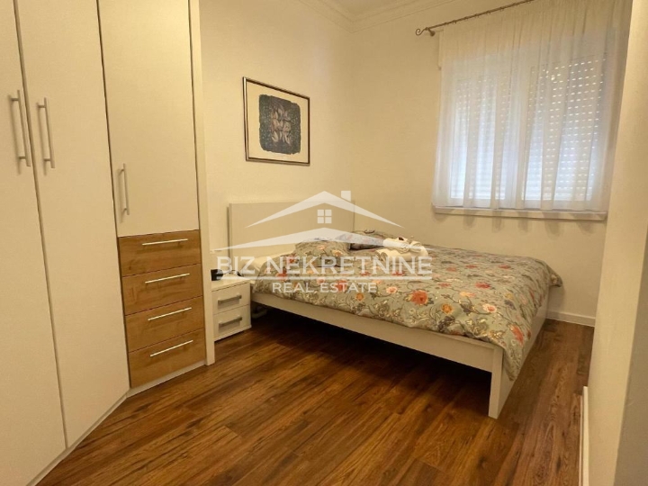 Rijeka-Centar 2S+DB 75m2 na samom Korzu s parkirnim mjestom