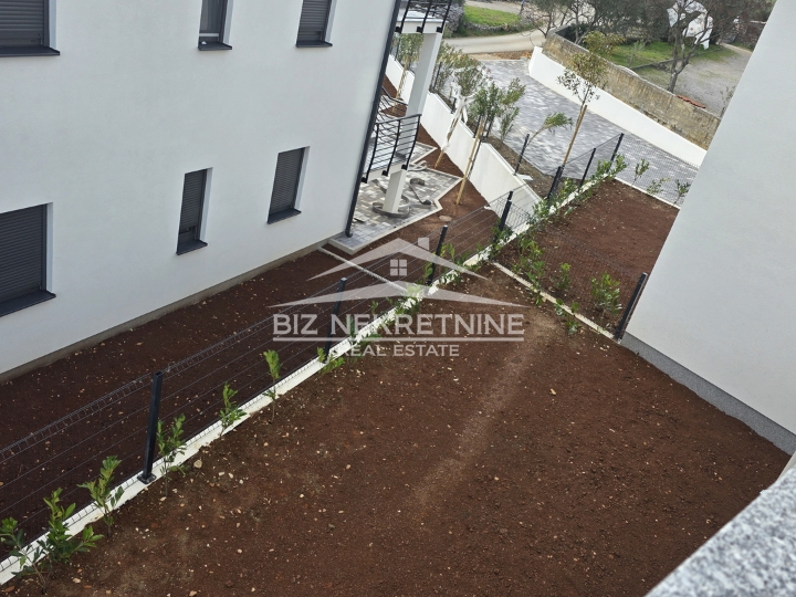 Krk-Čižići, 2S+DB, 70m2, novogradnja s pogledom na more