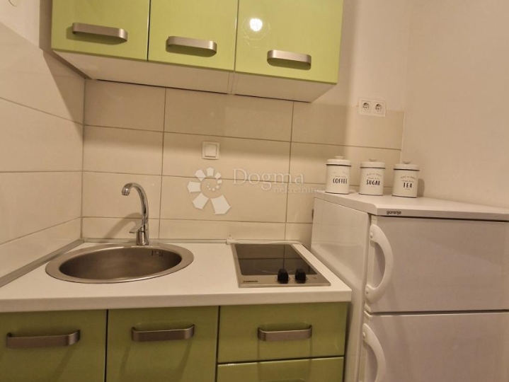 Drenova, odlična garsonjera!