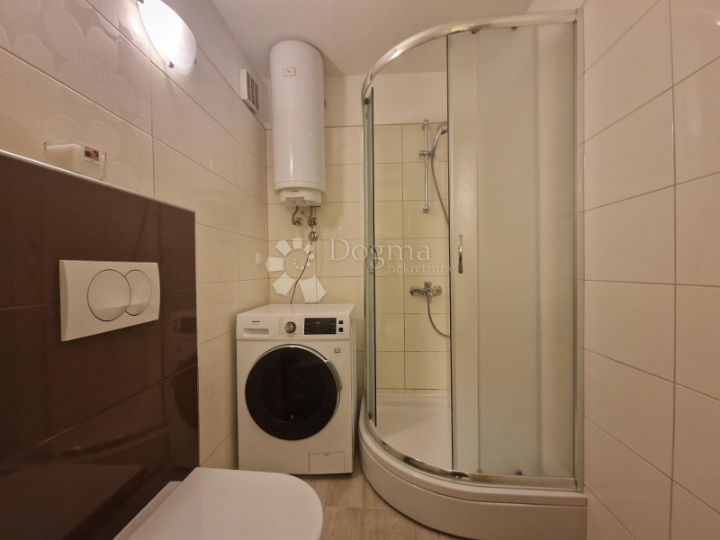 Drenova, odlična garsonjera!