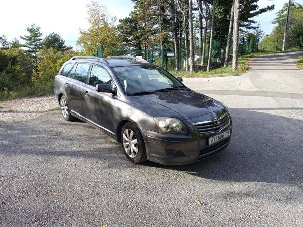 Toyota Avensis karavan