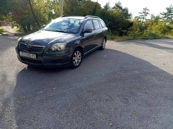 Toyota Avensis karavan
