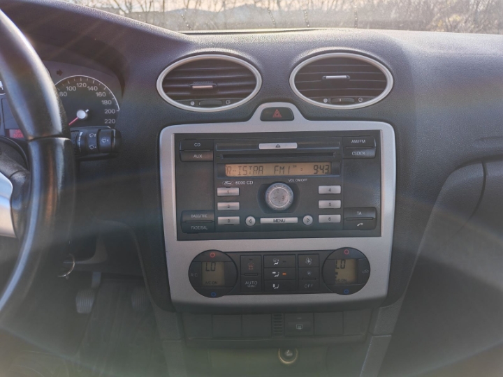 Ford Focus 1.6 16V Sport