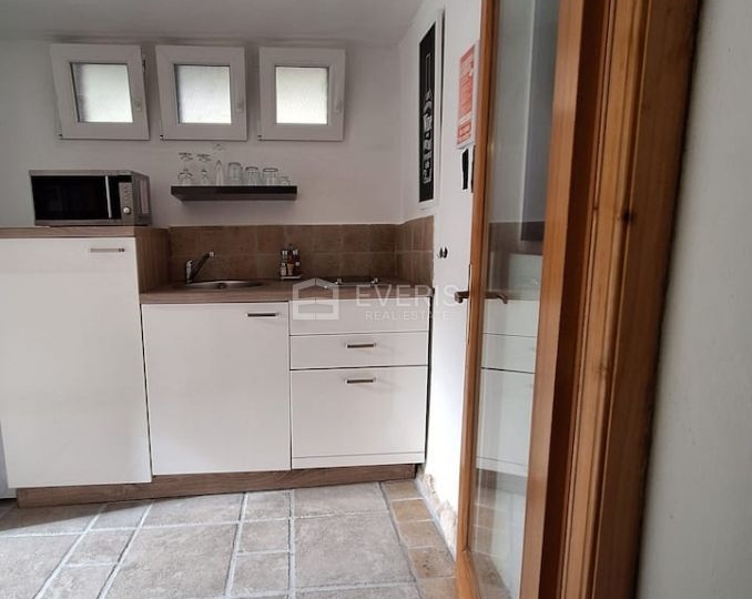 Mošćenička Draga, kuća s 4 stana, pogled more, vrt