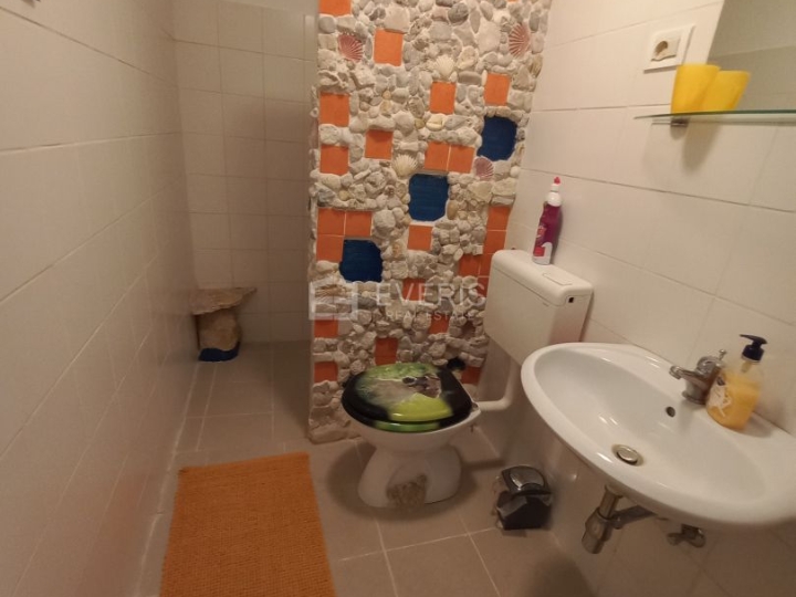 Mošćenička Draga, kuća s 4 stana, pogled more, vrt