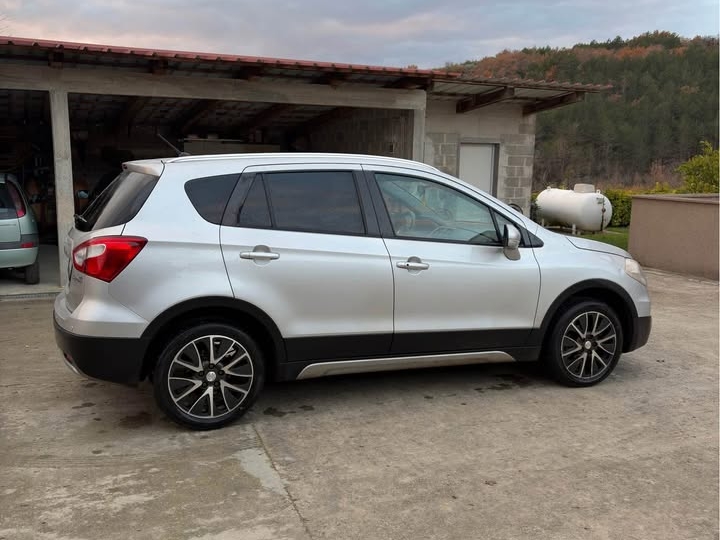 Suzuki S-cross SX4, 2014. god.