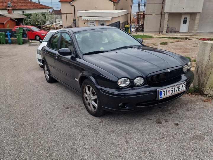 Jaguar X Type 2.2 D